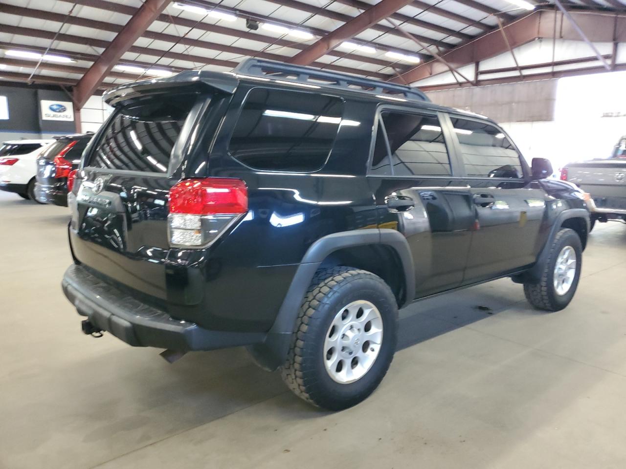 Toyota 4Runner Sr5 Image 6