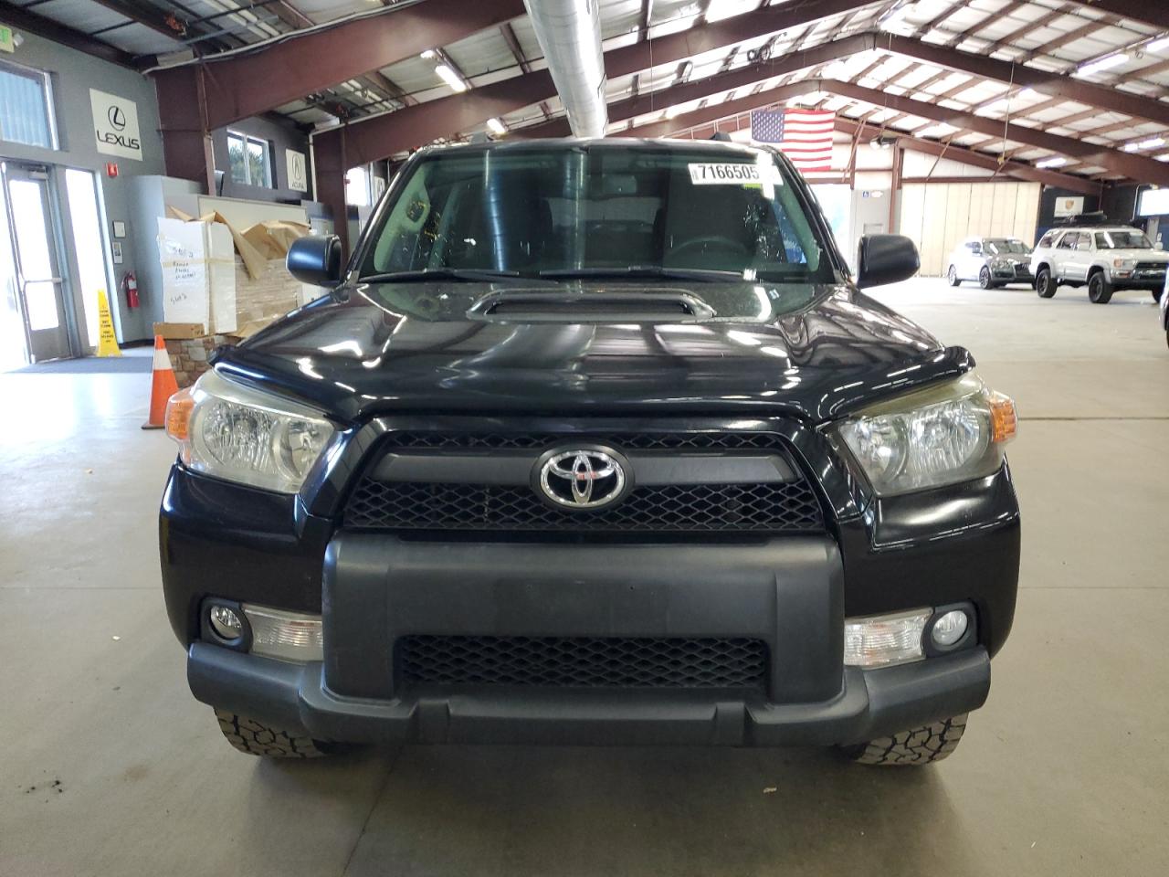 Toyota 4Runner Sr5 Image 12