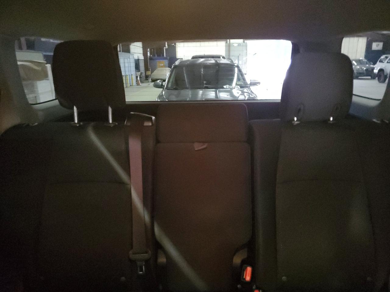 Toyota 4Runner Sr5 Image 3