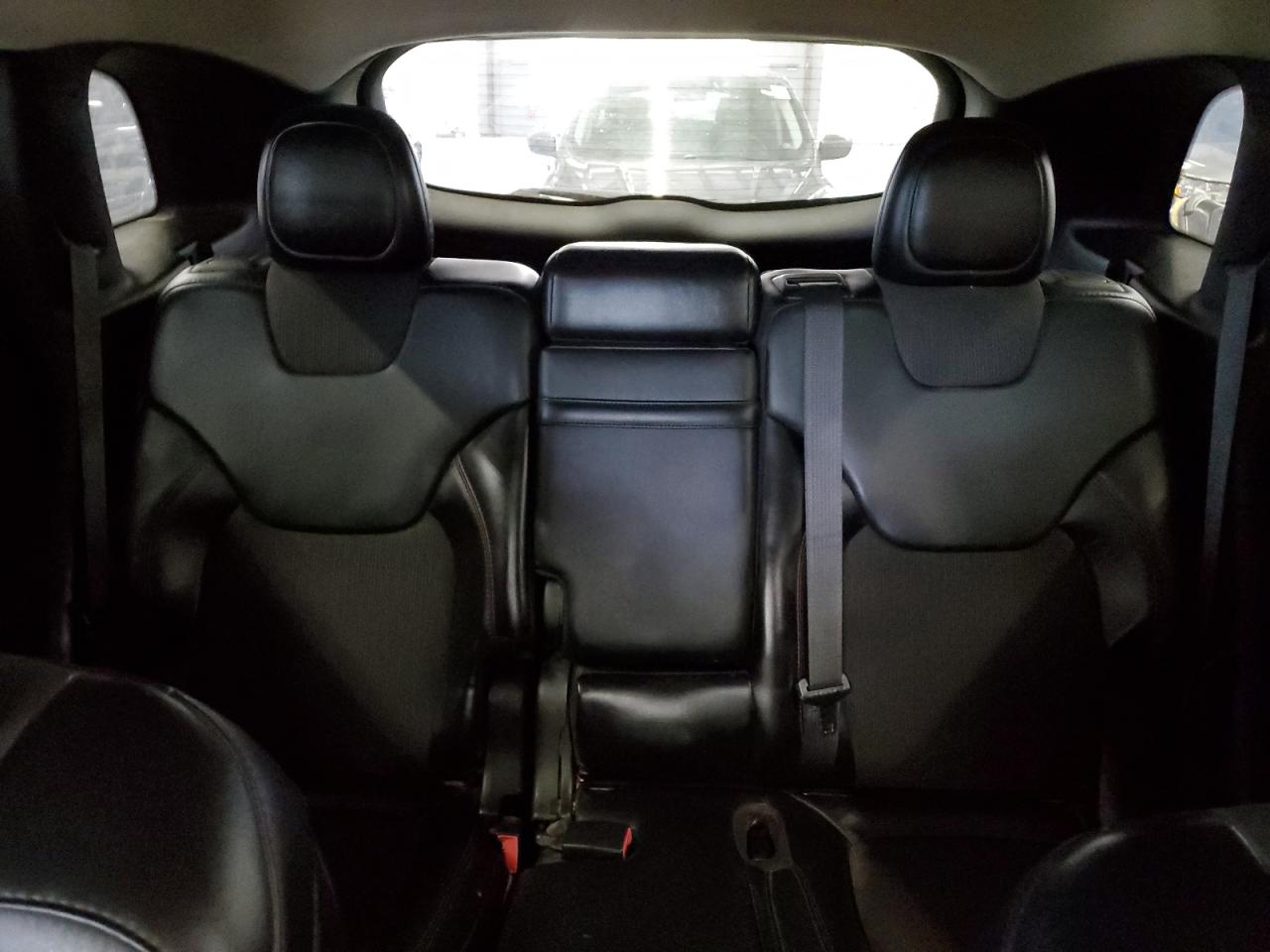 Jeep Cherokee Trailhawk Image 12