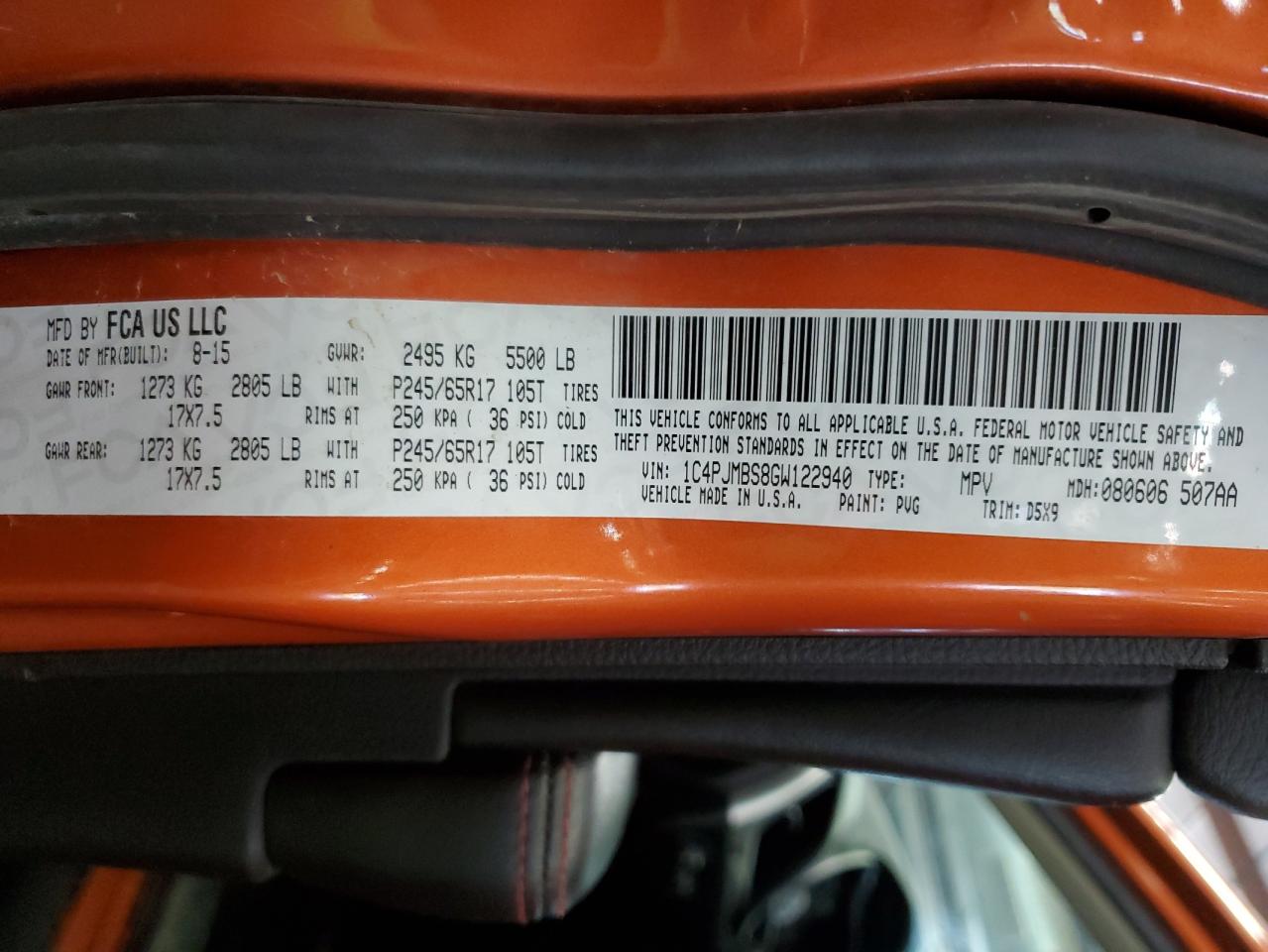 Jeep Cherokee Trailhawk Image 9