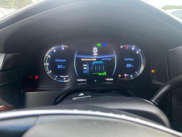 Cadillac Escalade Luxury Image 10