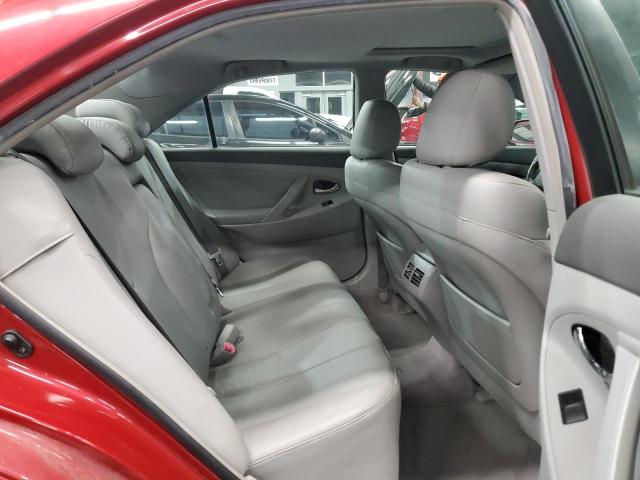 Toyota Camry Hybrid Image 10