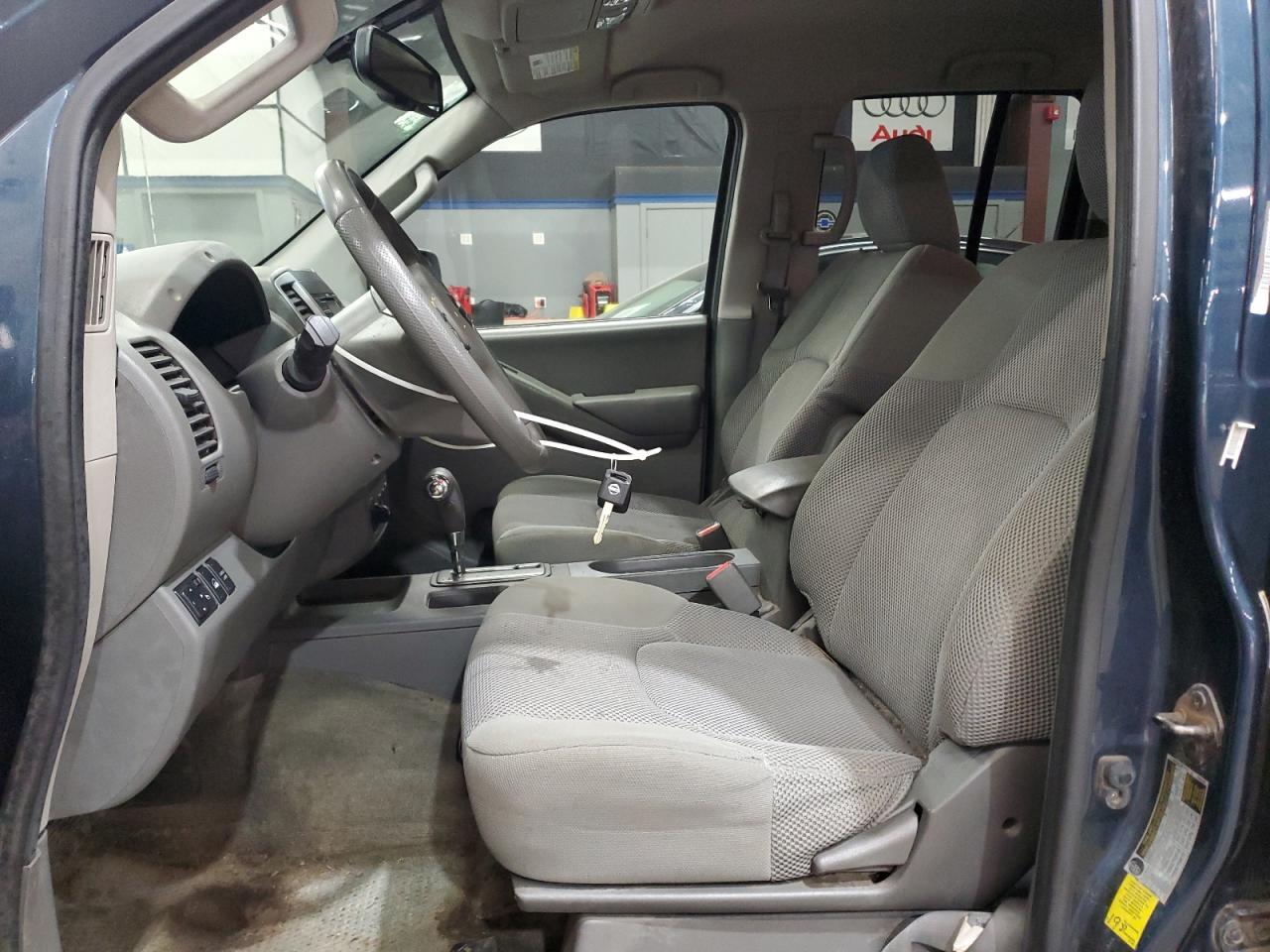 Nissan Frontier S Image 7