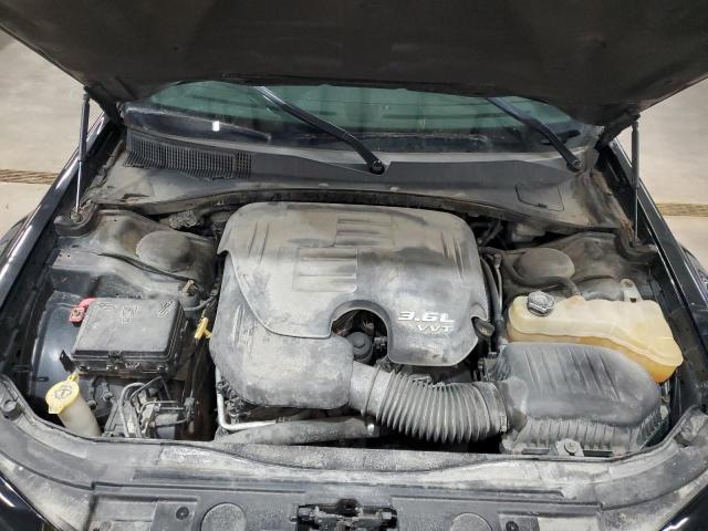 Chrysler 300 Image 6