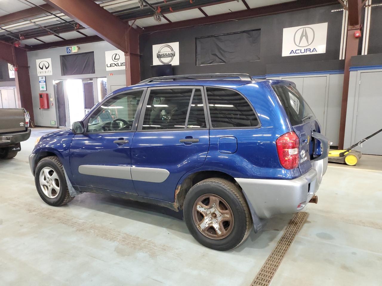 Toyota RAV4 Image 13