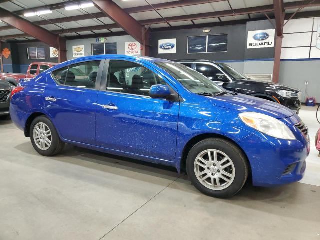 Nissan Versa S Image 3