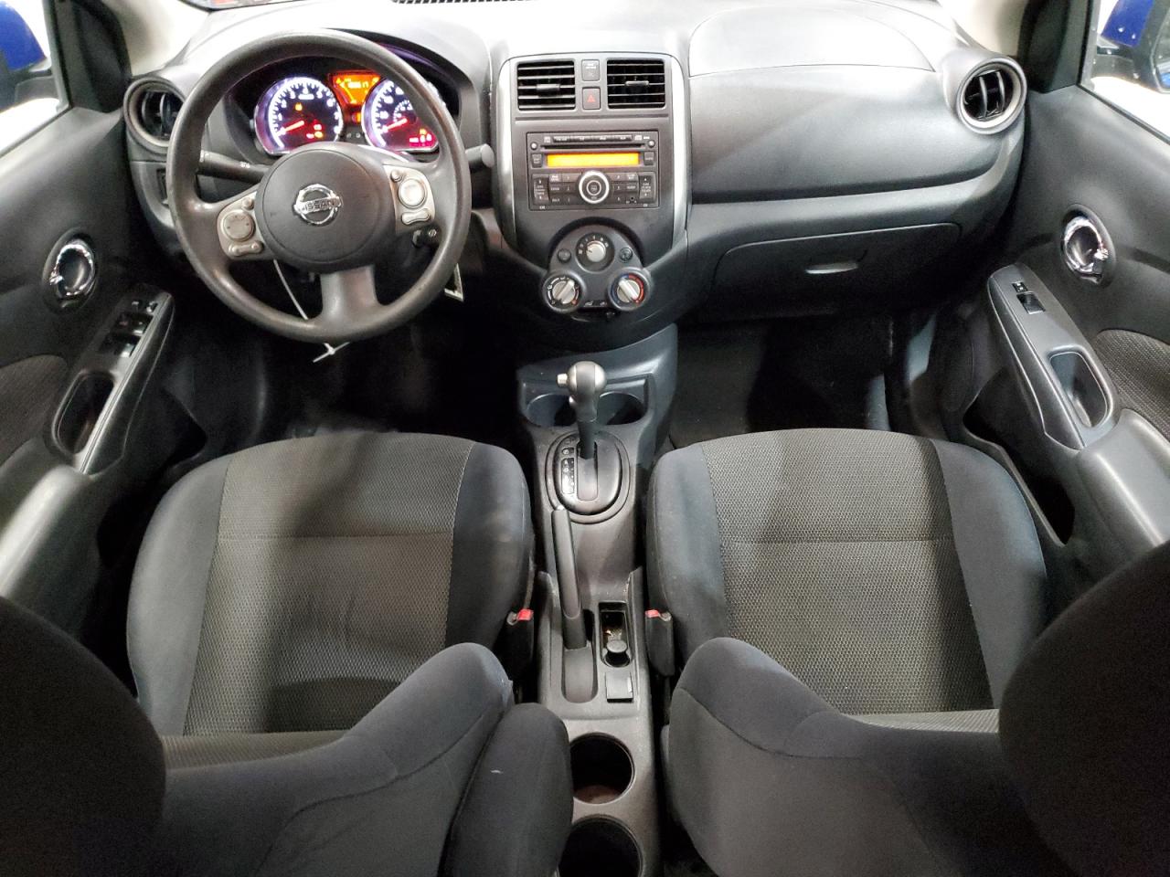 Nissan Versa S Image 5