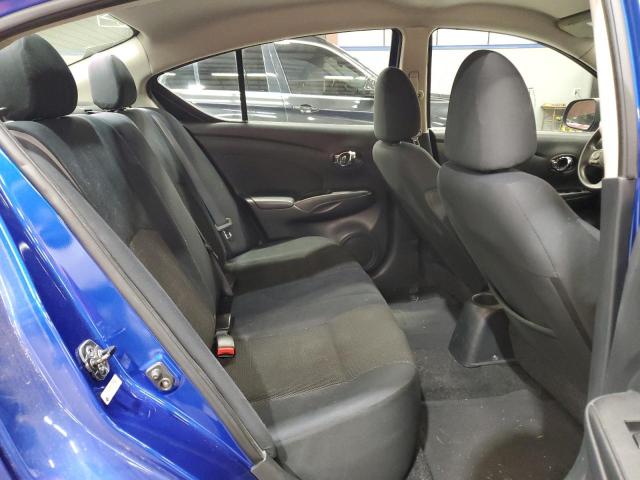 Nissan Versa S Image 6