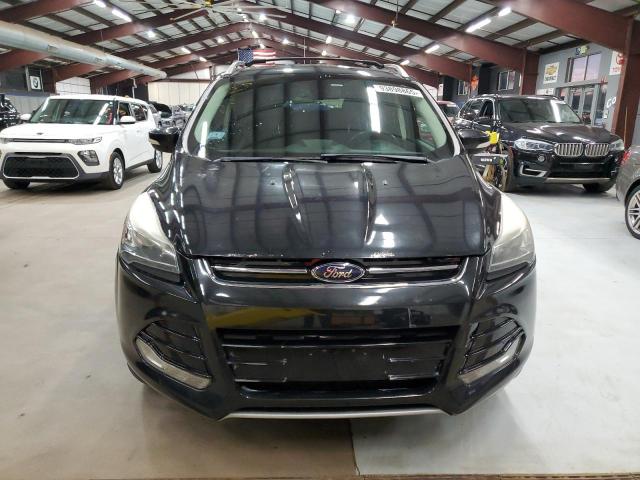 Ford Escape Titanium Image 12