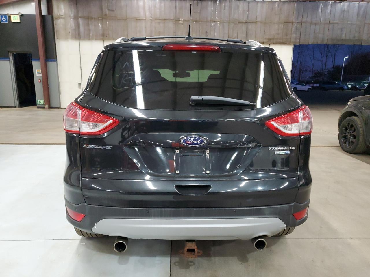 Ford Escape Titanium Image 4