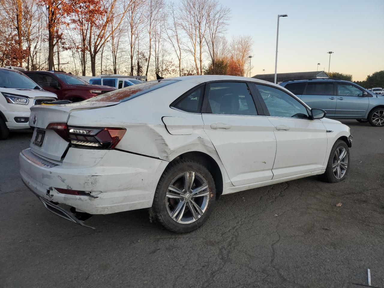 Volkswagen Jetta S Image 8