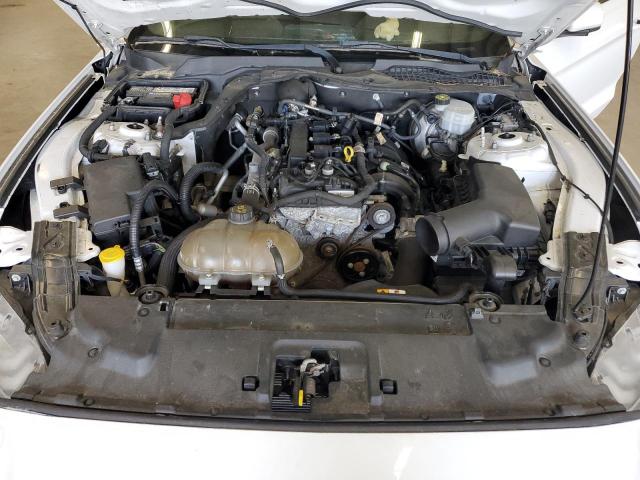 Ford Mustang Image 10