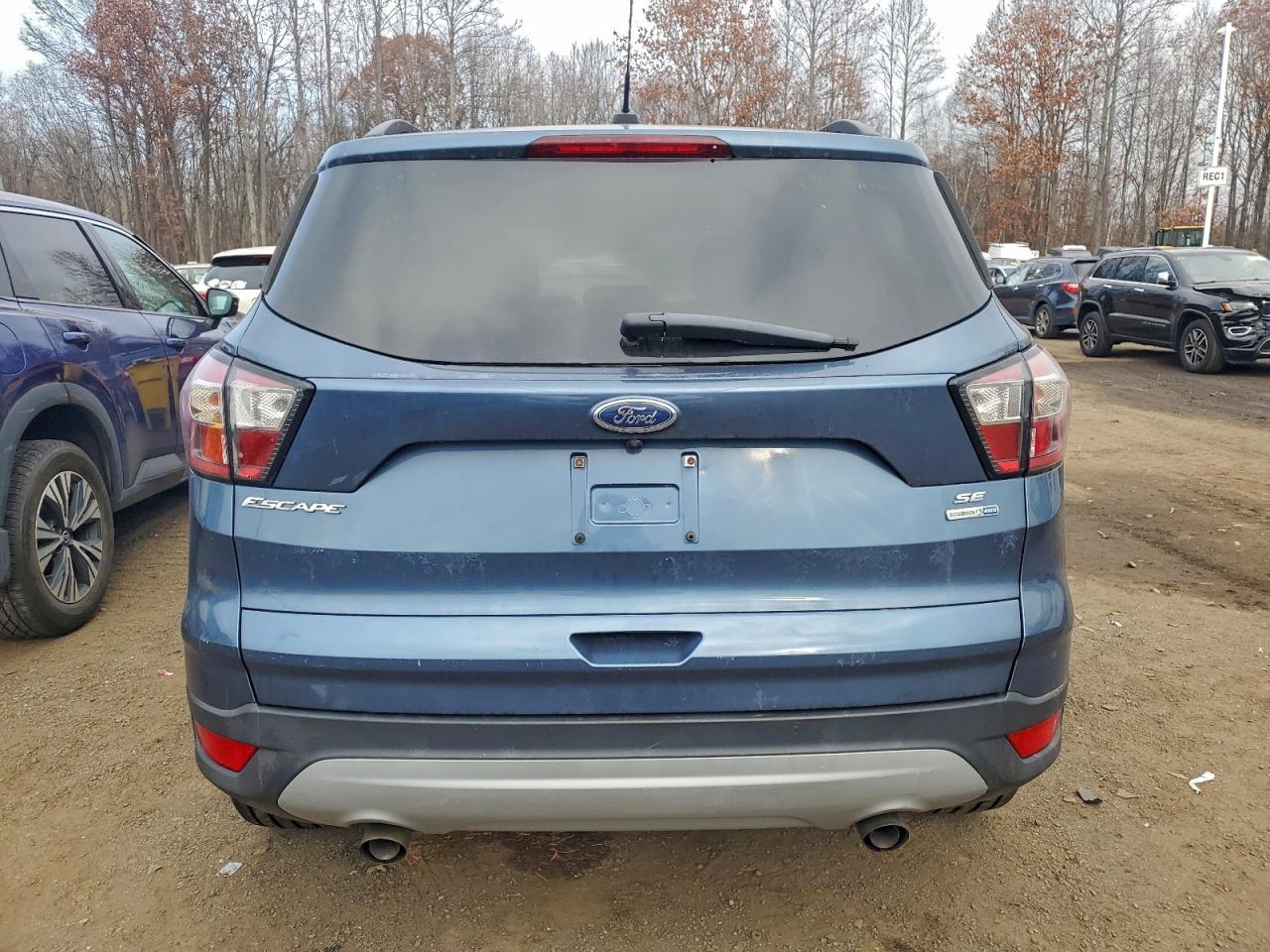 Ford Escape Se Image 3