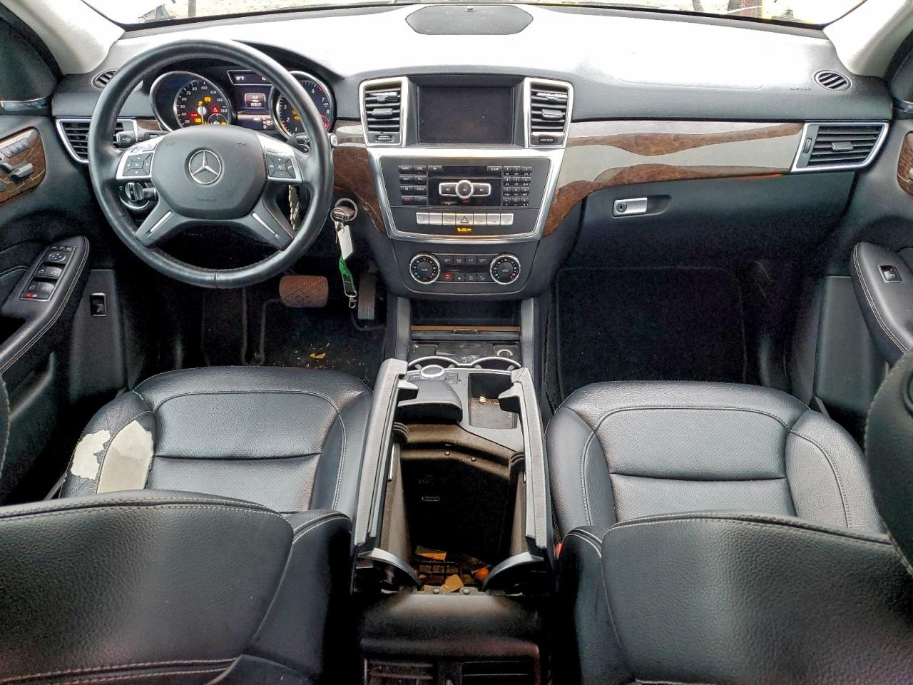 Mercedes-Benz M-Class 350 4matic Image 12