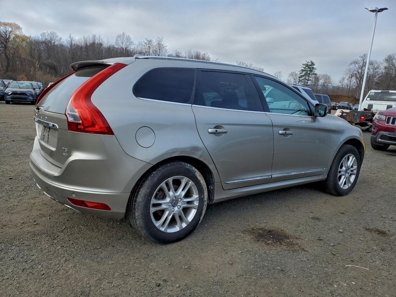 Volvo XC60 T5 Premier Image 10