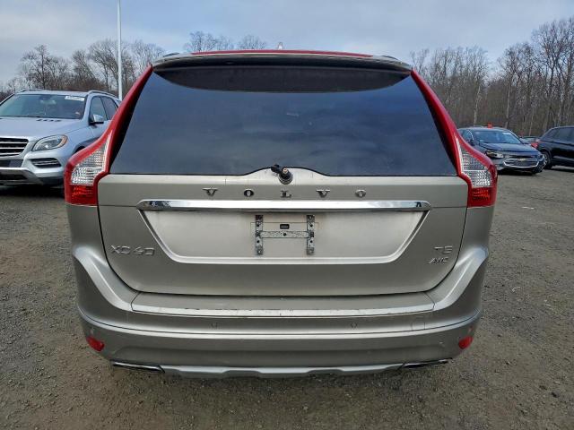 Volvo XC60 T5 Premier Image 2