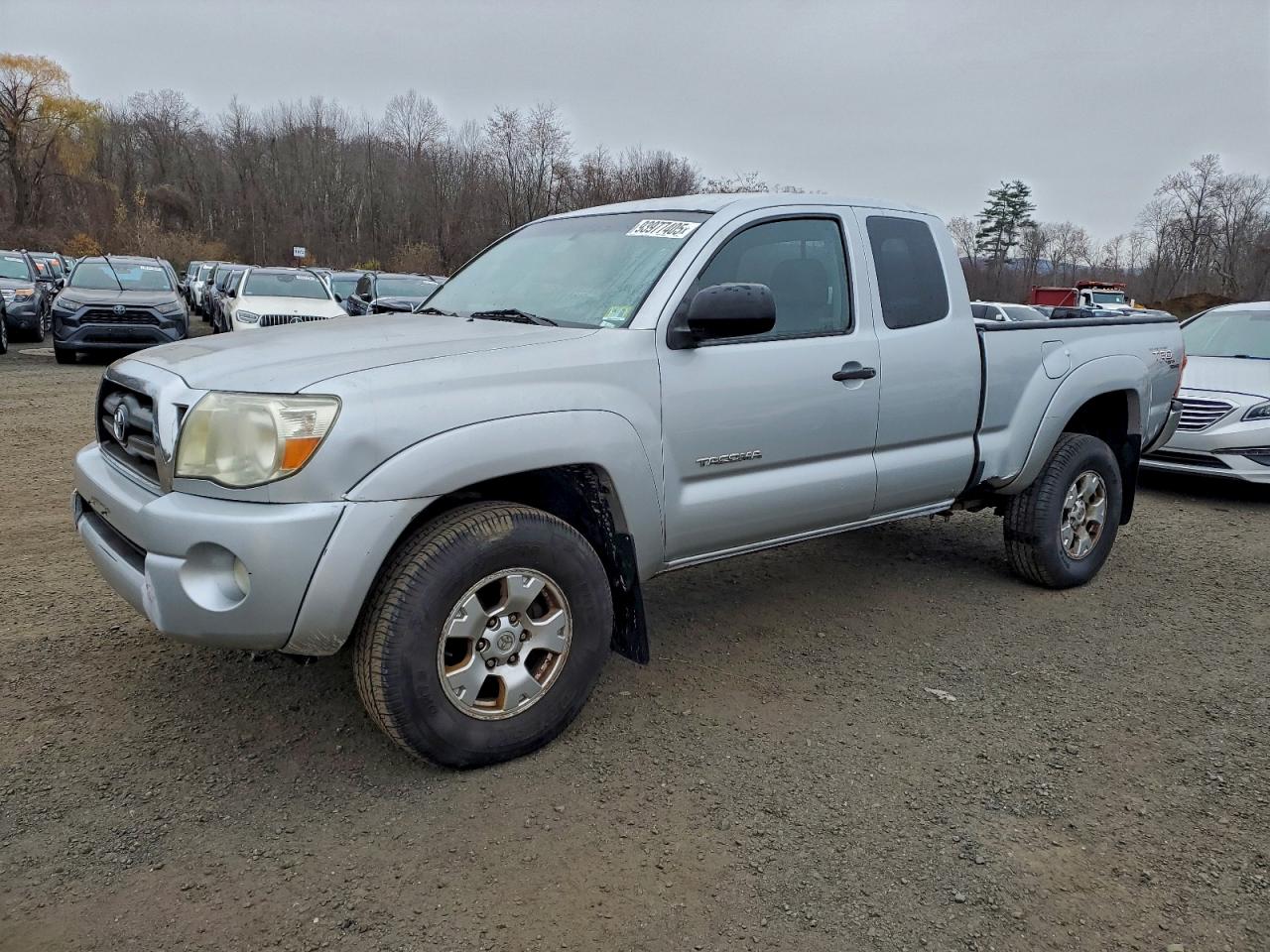 Toyota Tacoma Access Cab Image 1