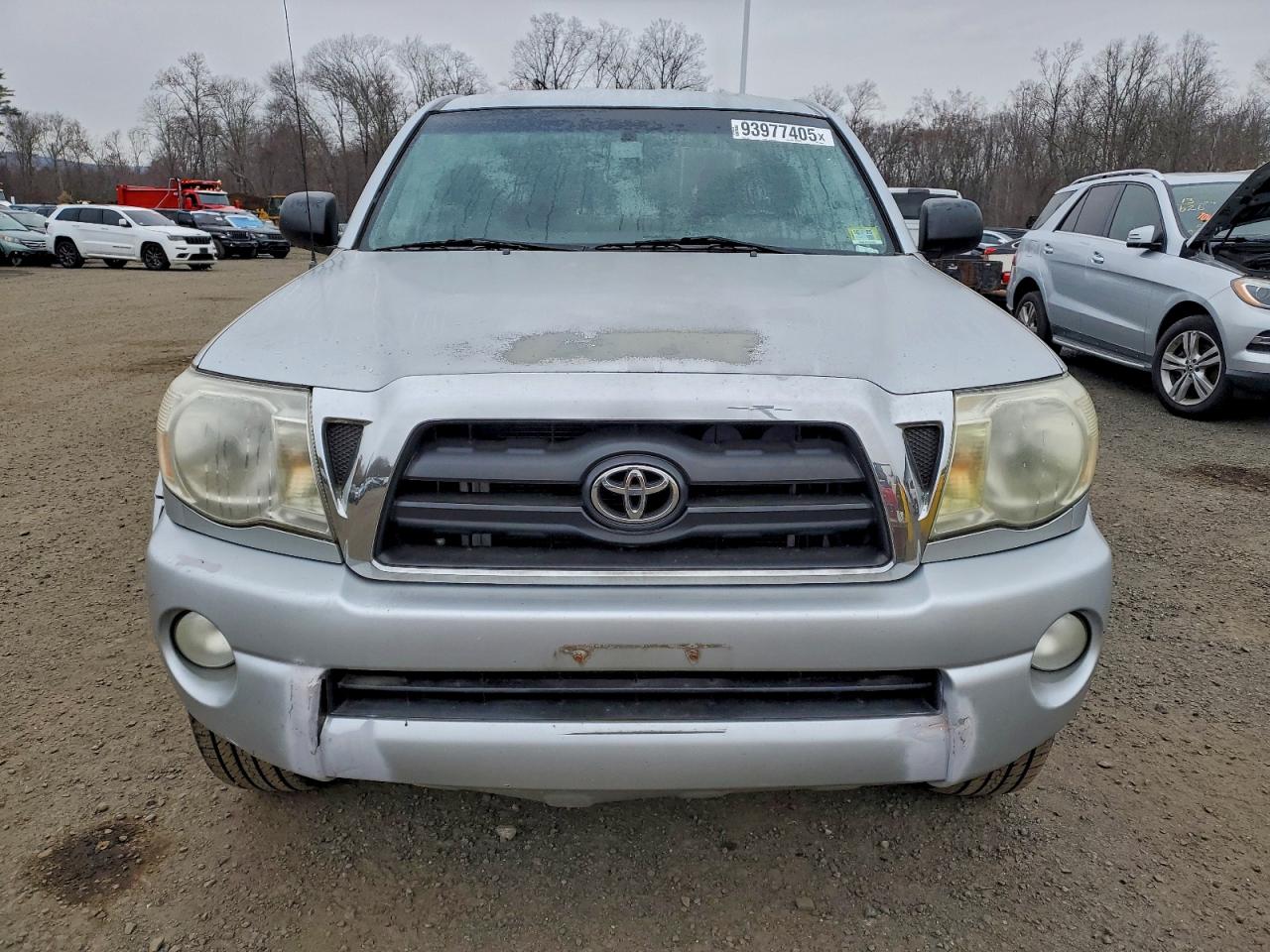 Toyota Tacoma Access Cab Image 11