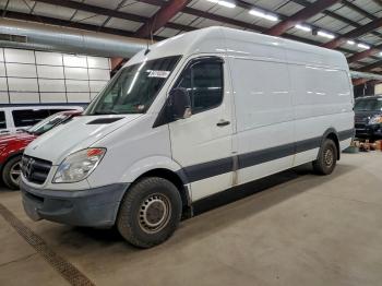  Salvage Mercedes-Benz Sprinter