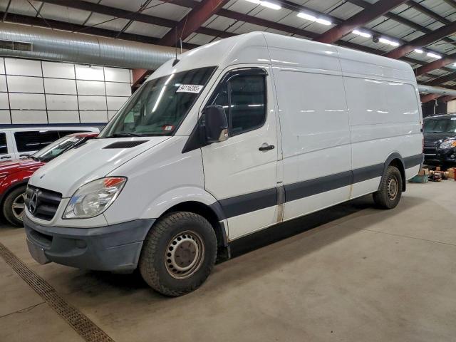  Salvage Mercedes-Benz Sprinter