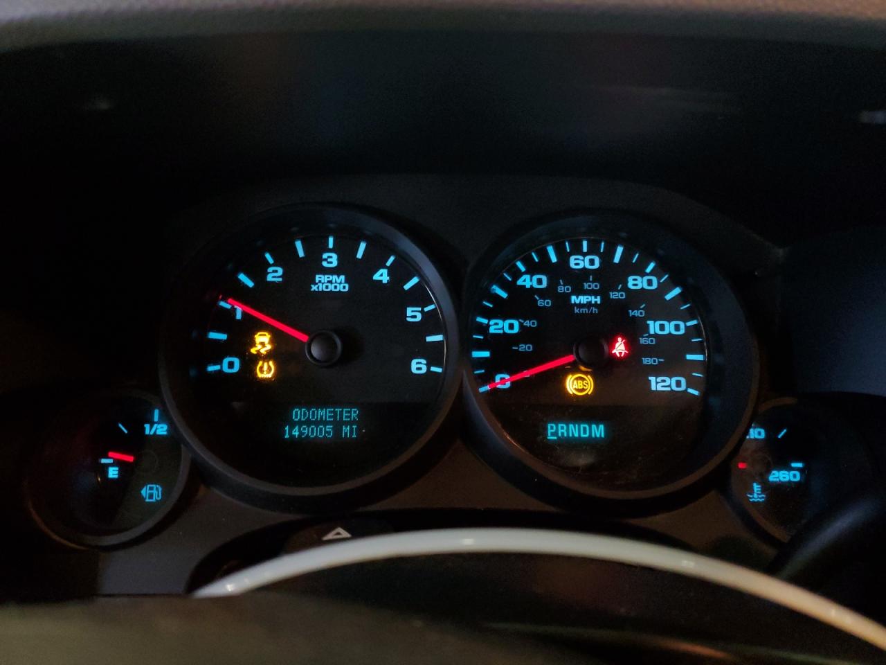 Chevrolet Silverado K1500 Image 2