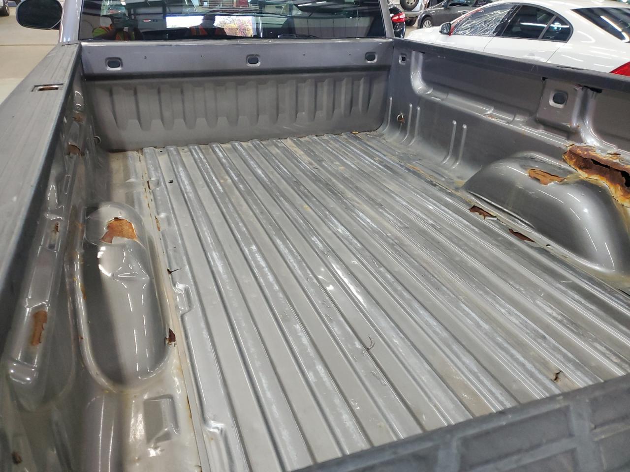 Chevrolet Silverado K1500 Image 9