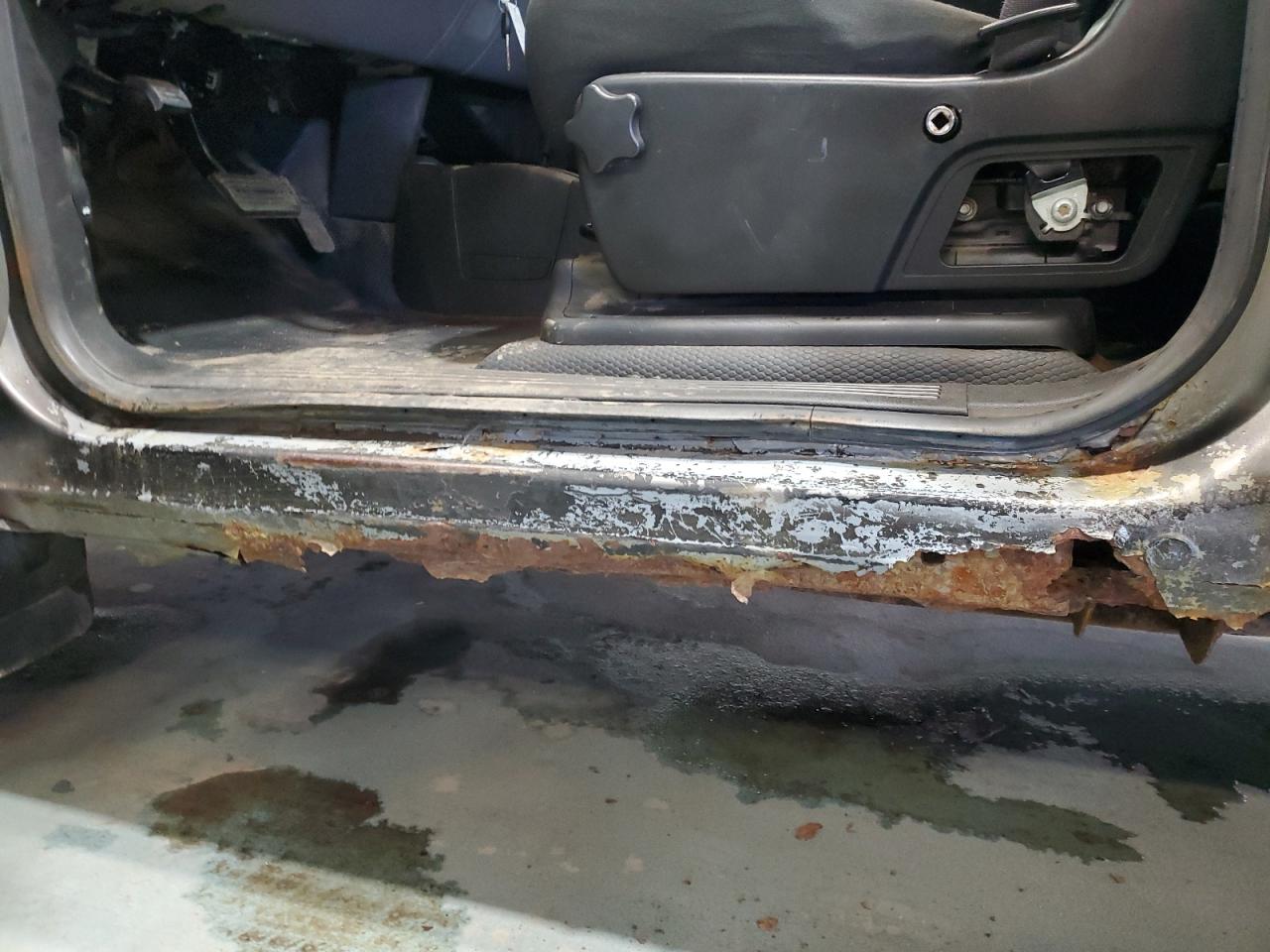 Chevrolet Silverado K1500 Image 10