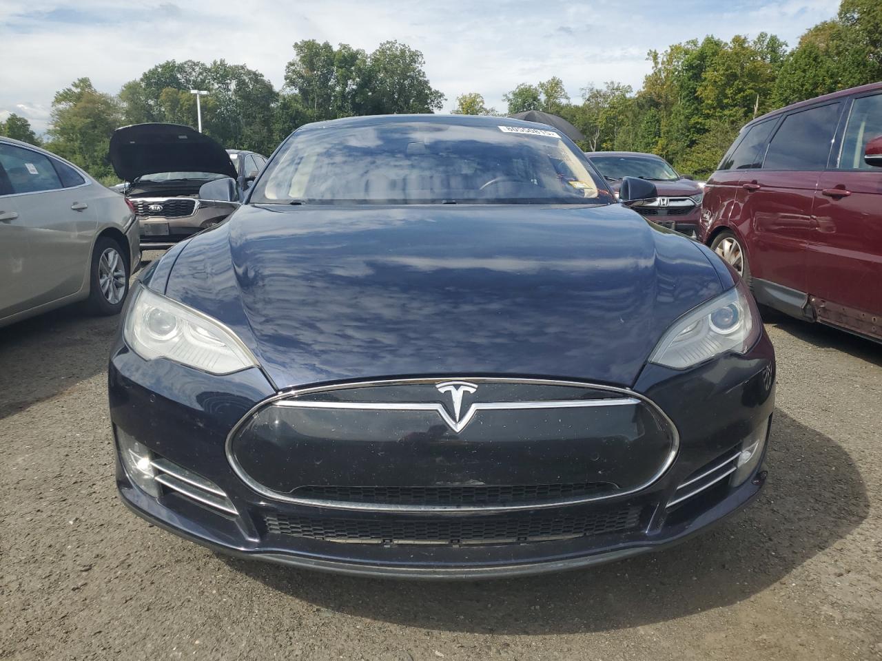 Tesla Model S Image 3