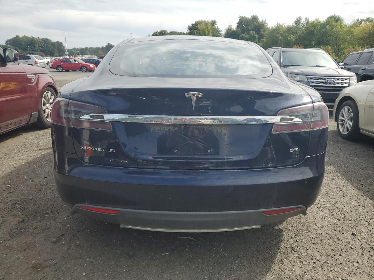 Tesla Model S Image 10