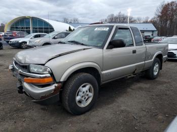  Salvage Chevrolet S-10