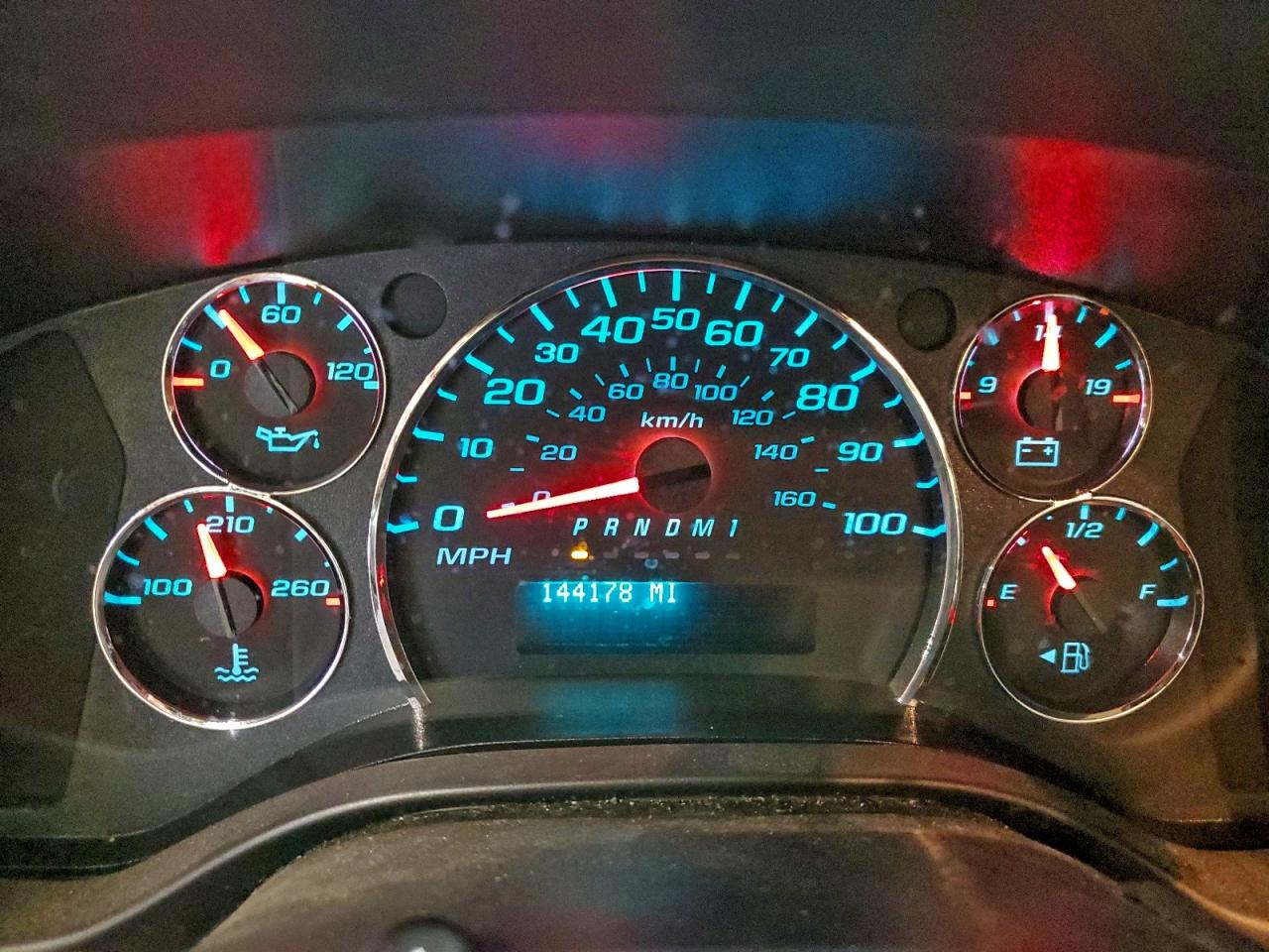 Chevrolet Express Image 11