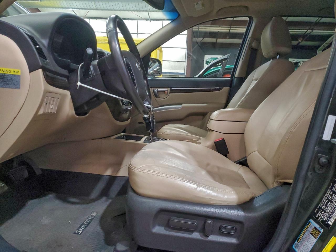 Hyundai SANTA FE Limited Image 3