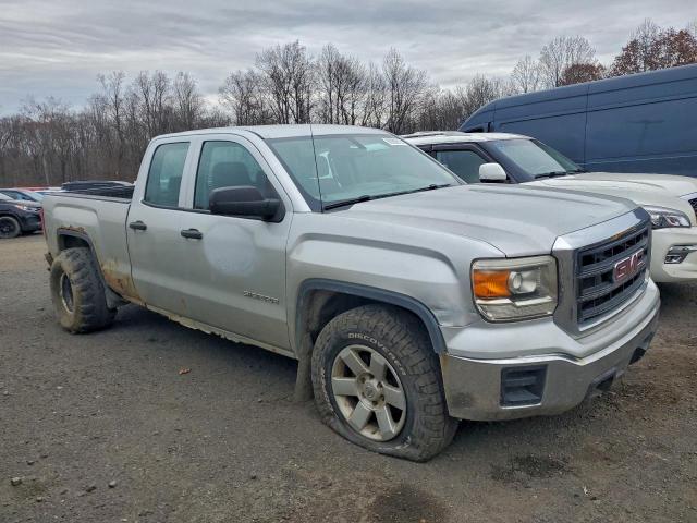 GMC Sierra C1500 Image 2