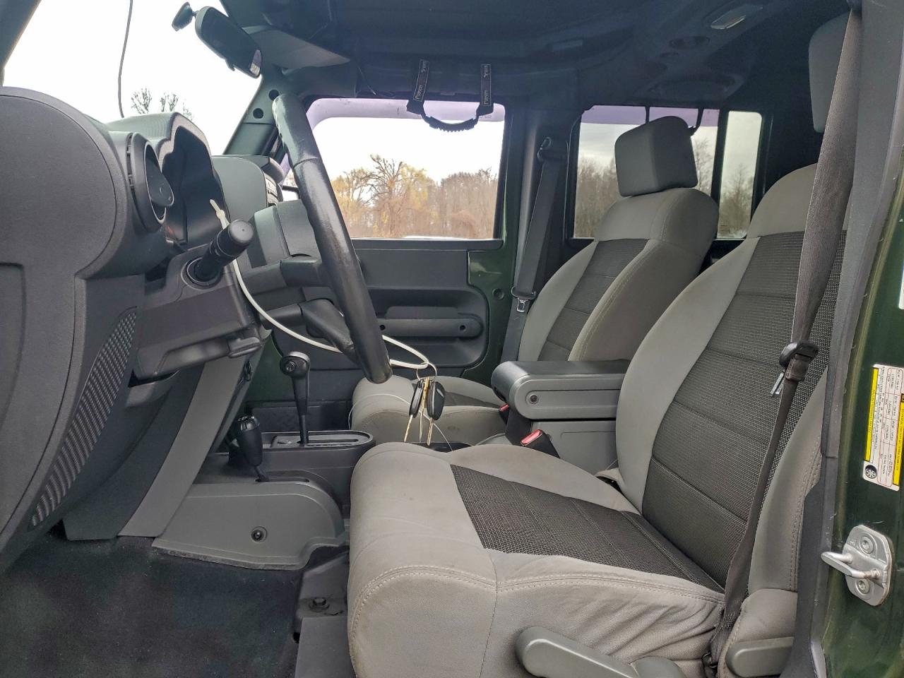 Jeep Wrangler X Image 9