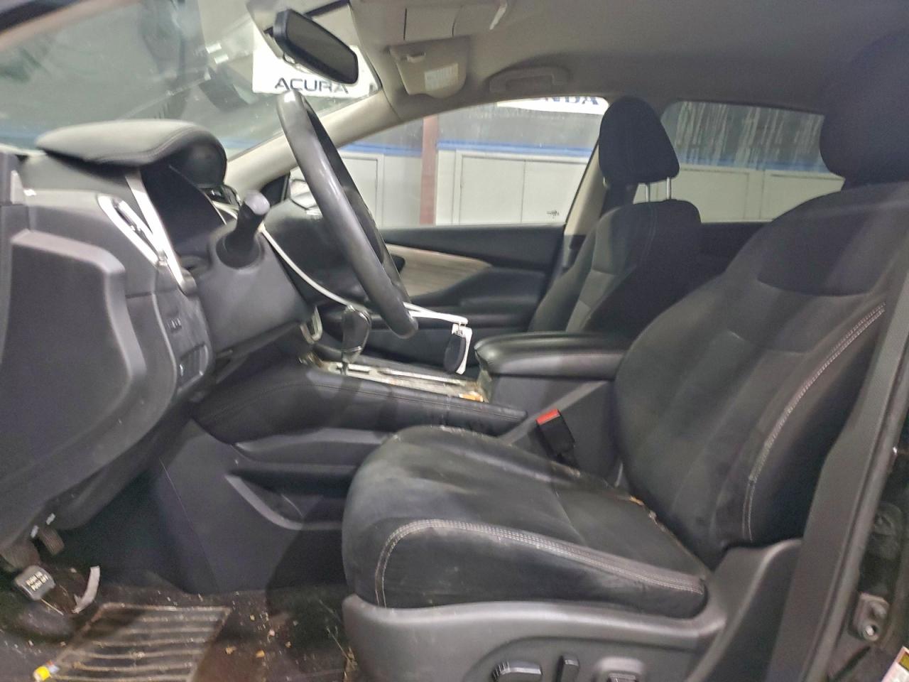 Nissan Murano S Image 2