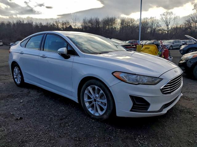 Ford Fusion Se Image 10