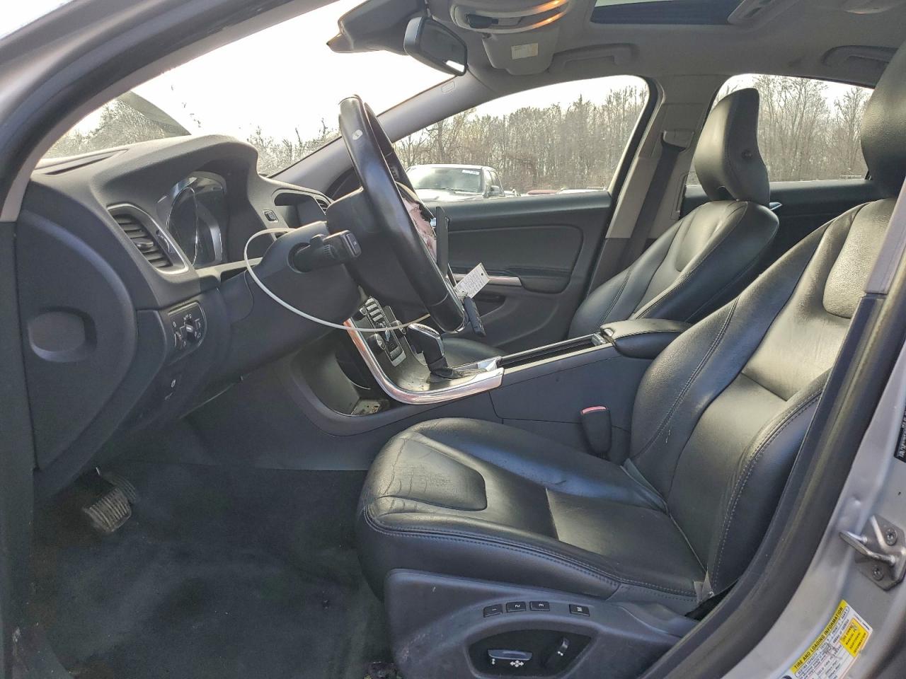 Volvo S60 Premier Image 8