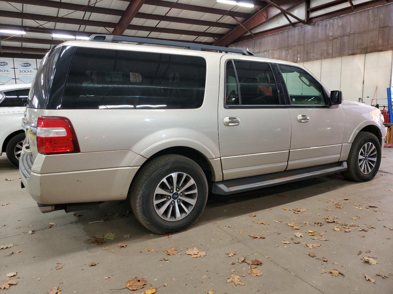 Ford Expedition El Xlt Image 11