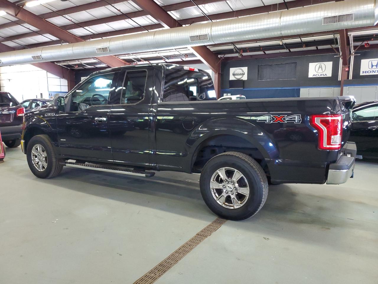 Ford F-150 Super Cab Image 9