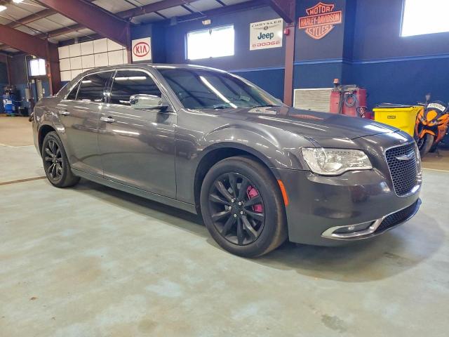 Chrysler 300 Limited Image 7