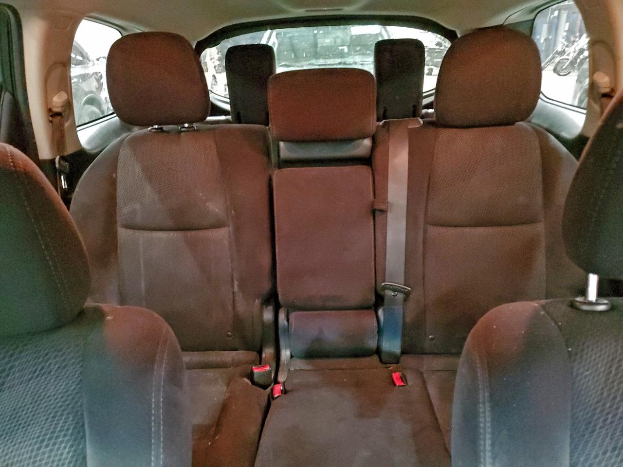 Nissan Pathfinder S Image 6