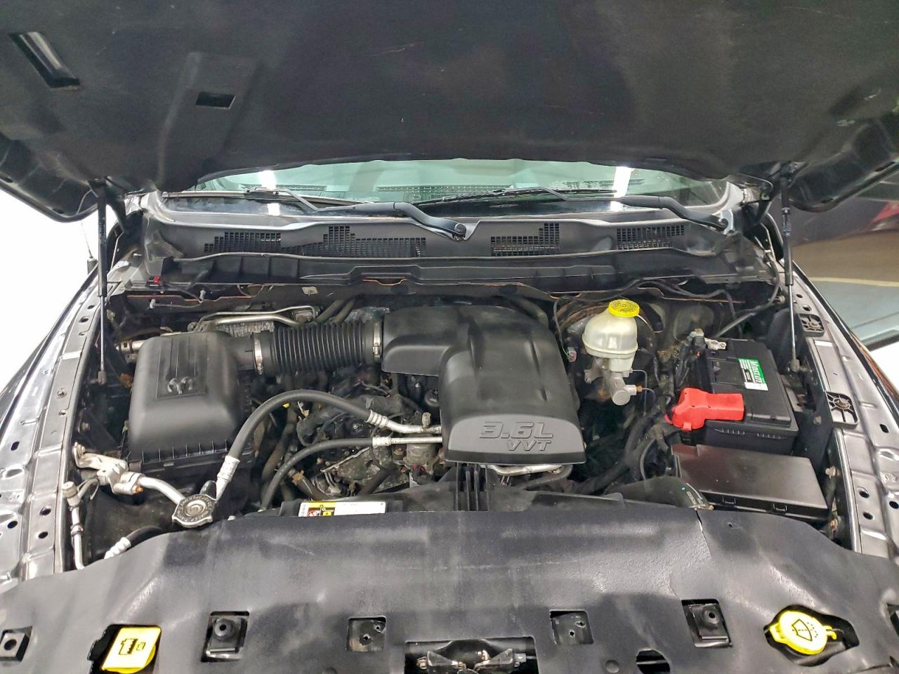 Ram 1500 St Image 12