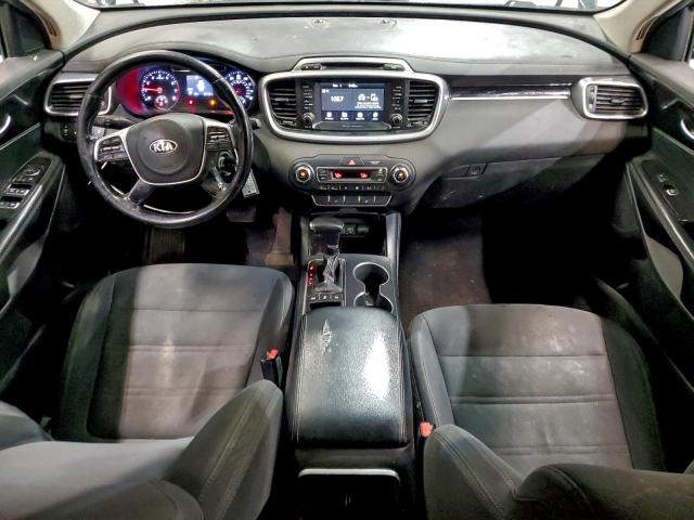 Kia Sorento L Image 2