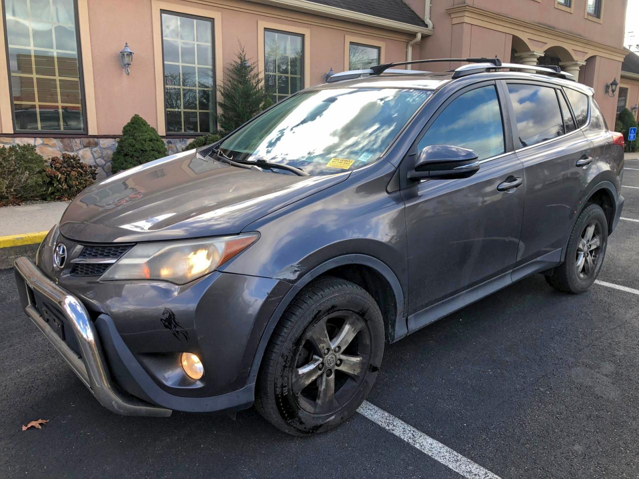 Toyota RAV4 Xle Image 1