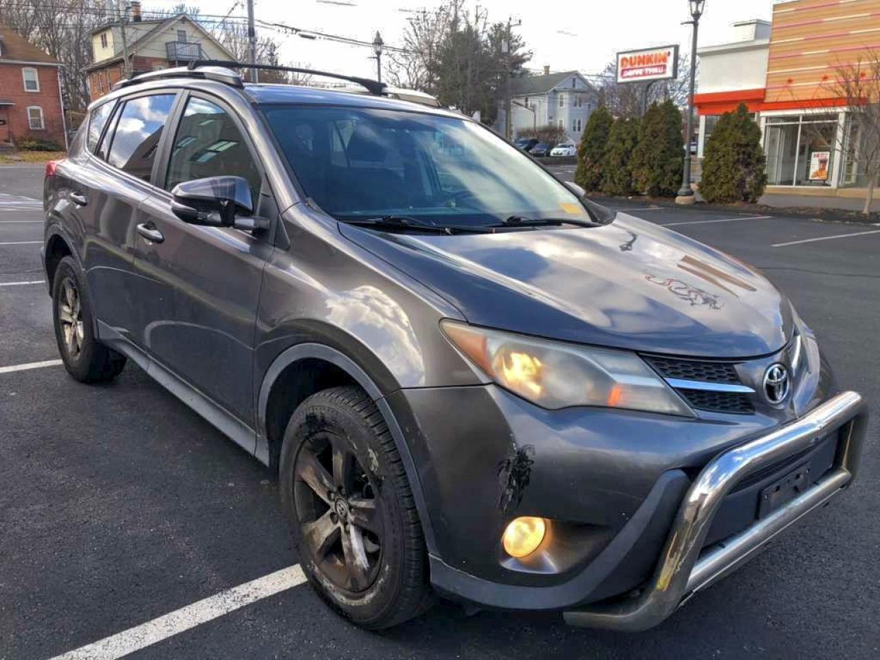 Toyota RAV4 Xle Image 3