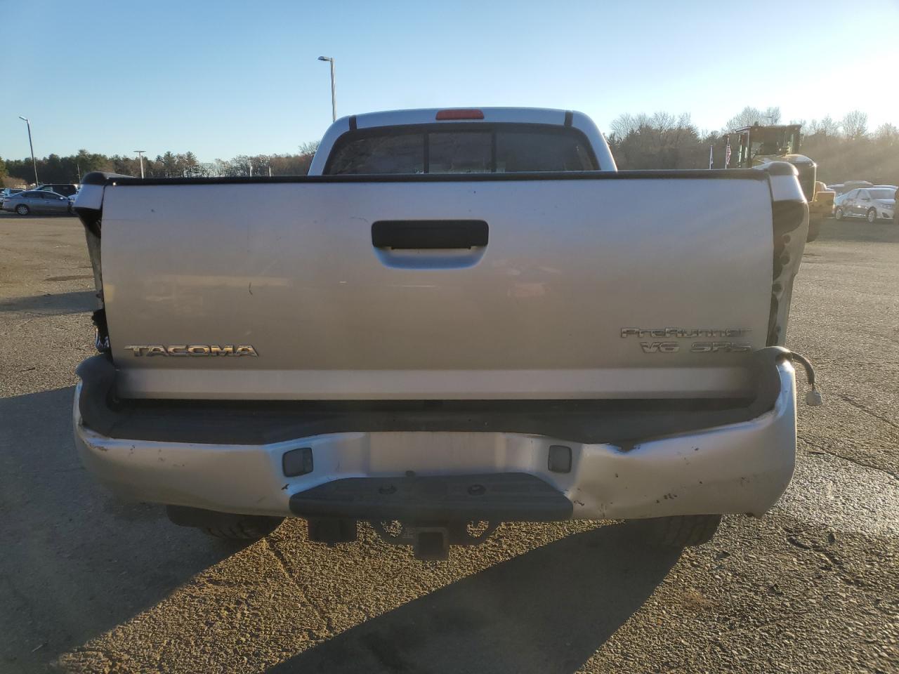 Toyota Tacoma Double Cab Prerunner Long Bed Image 7