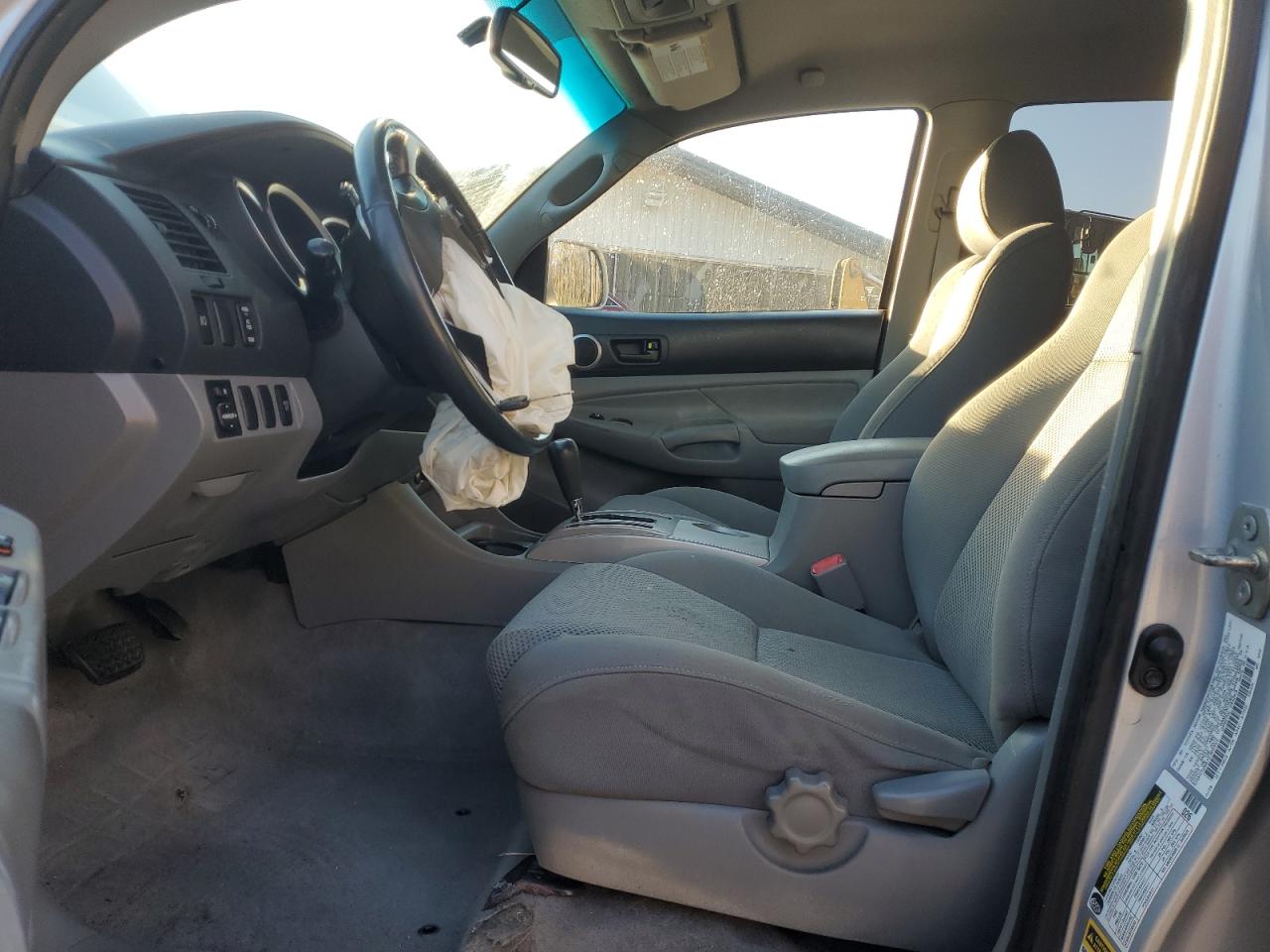 Toyota Tacoma Double Cab Prerunner Long Bed Image 9