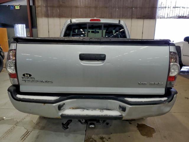 Toyota Tacoma Access Cab Image 4