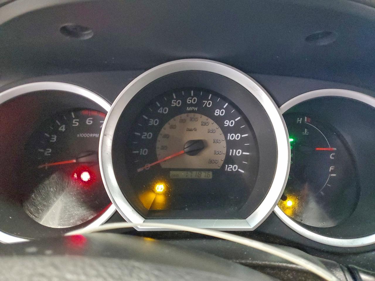 Toyota Tacoma Access Cab Image 6